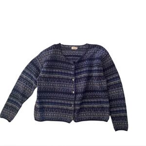 Elegant Blue Patterned Cardigan